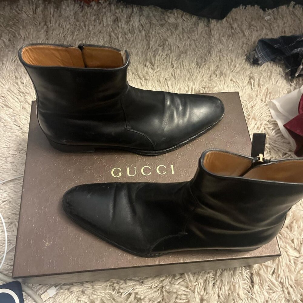 GUCCI chelsea boots